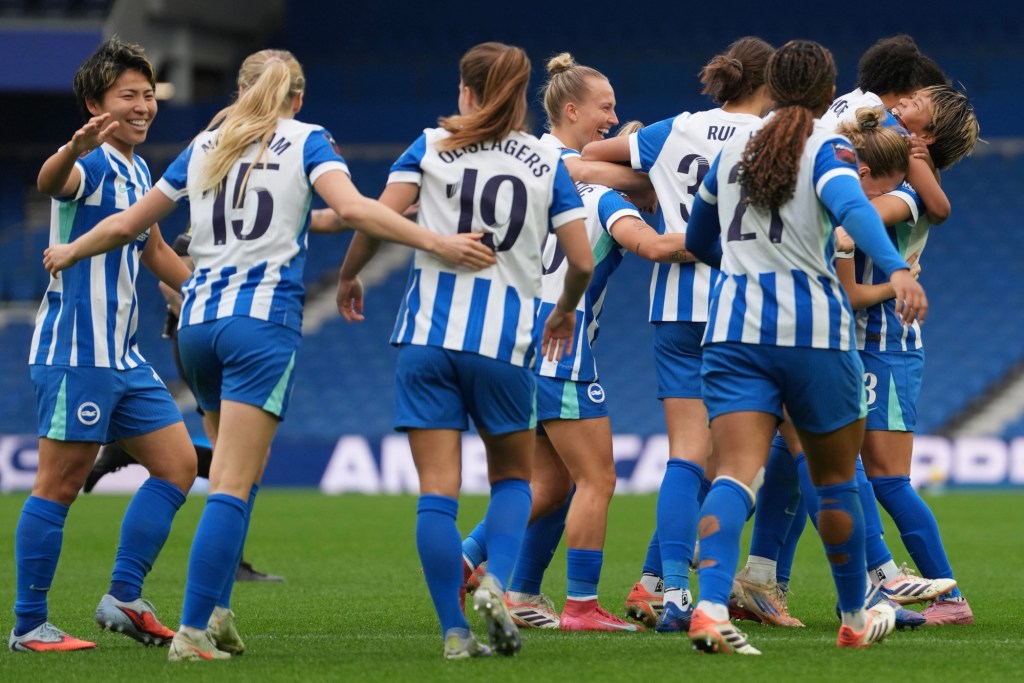 ‘Terrific’ Brighton soar to 4-1 victory over Leicester at the&nbsp;Amex